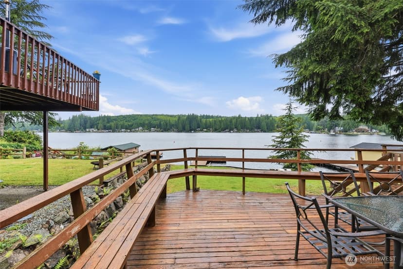 Property photo for 2020 S Lake Roesiger Road, Snohomish photo 19