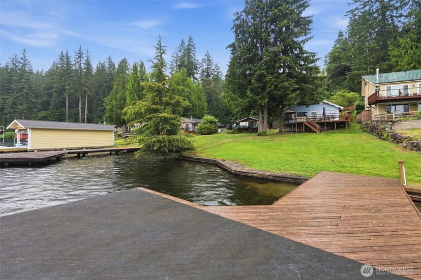 Property photo for 2020 S Lake Roesiger Road, Snohomish photo 27