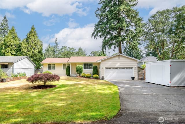 Property photo for 8409 Moreland Avenue SW, Lakewood photo 2