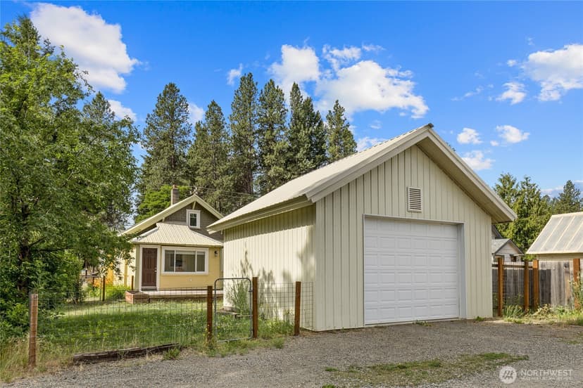 Property photo for 606 W 2nd Street, Cle Elum photo 34