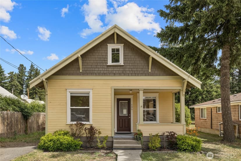 Property photo for 606 W 2nd Street, Cle Elum photo 2