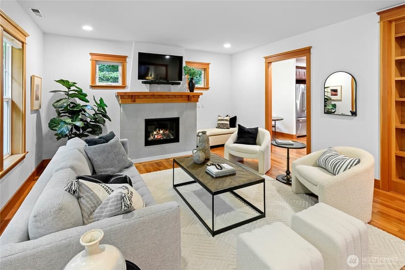 Property photo for 10440 NE Quiet Valley Lane, Bainbridge Island photo 7