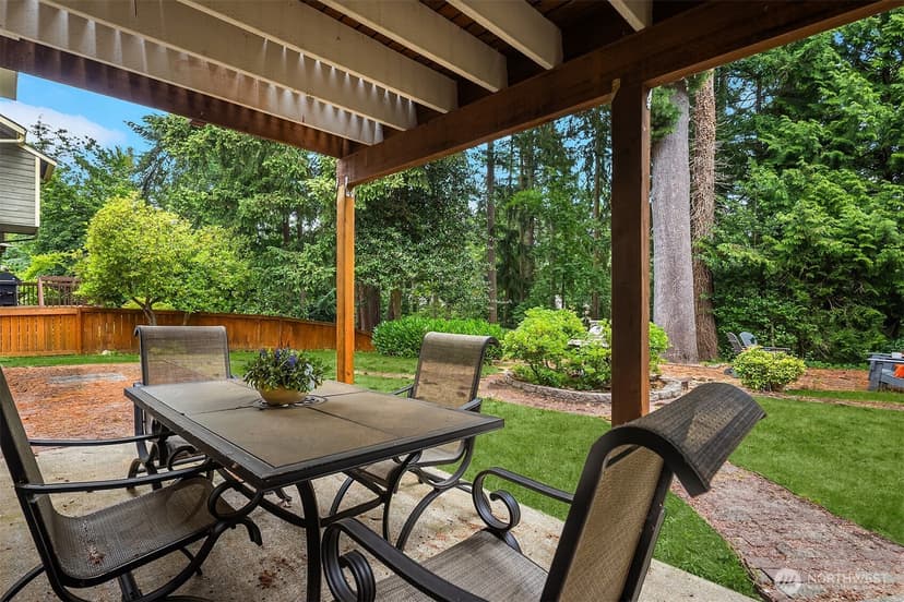 Property photo for 16110 Evanston Avenue N, Shoreline photo 31