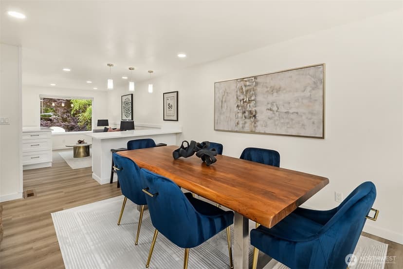 Property photo for 16110 Evanston Avenue N, Shoreline photo 7