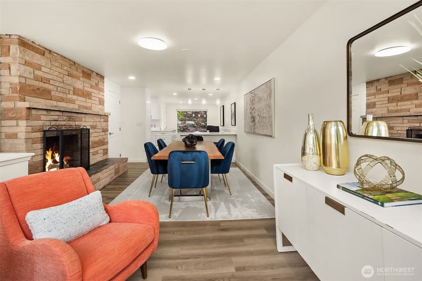 Property photo for 16110 Evanston Avenue N, Shoreline photo 8