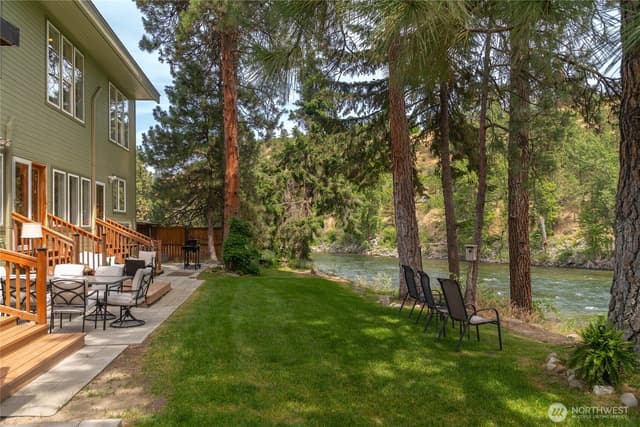 Property photo for 9377 Lone Pine Orchard Road, Leavenworth
