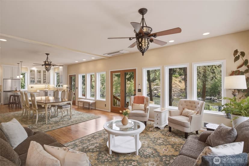 Property photo for 9377 Lone Pine Orchard Road, Leavenworth photo 7