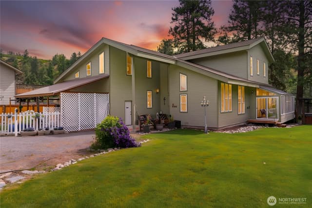 Property photo for 9377 Lone Pine Orchard Road, Leavenworth photo 4