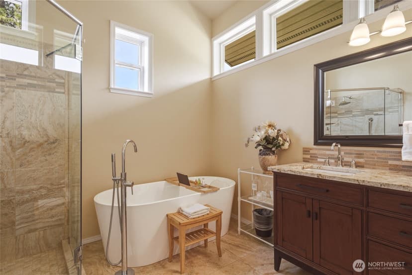 Property photo for 9377 Lone Pine Orchard Road, Leavenworth photo 32