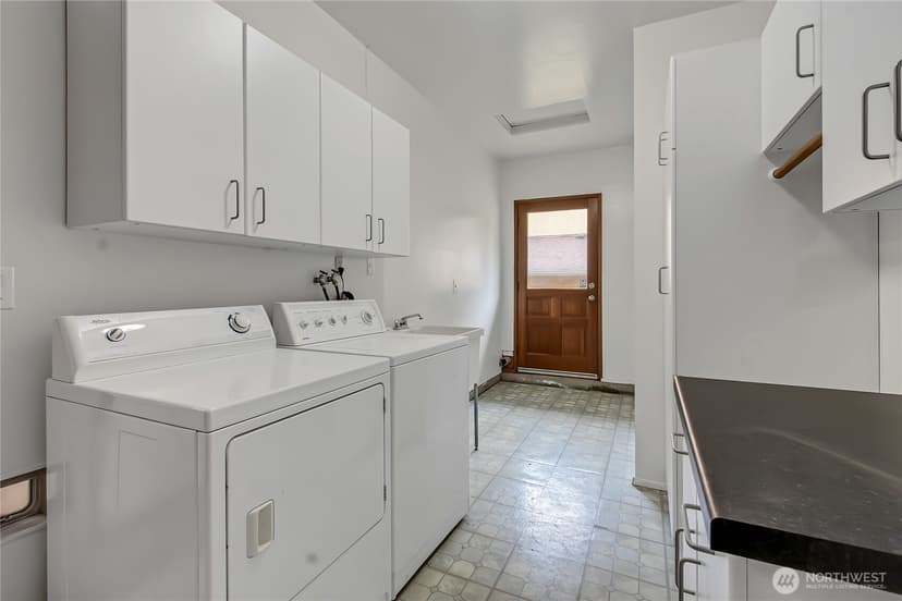 Property photo for 9715 110th Street Ct SW, Lakewood photo 20
