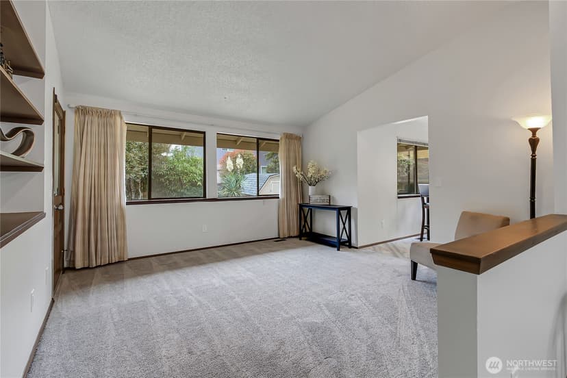 Property photo for 9715 110th Street Ct SW, Lakewood photo 7
