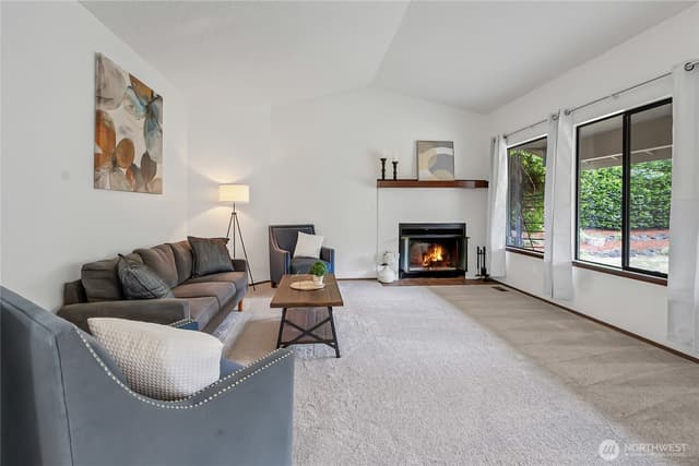 Property photo for 9715 110th Street Ct SW, Lakewood photo 5