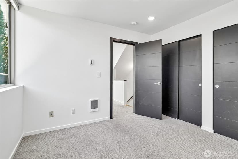 Property photo for 2852 SW Nevada Street, Seattle photo 24