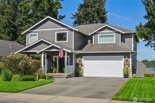 Property photo for 9058 Eagle Point Loop Road SW, Lakewood photo 2
