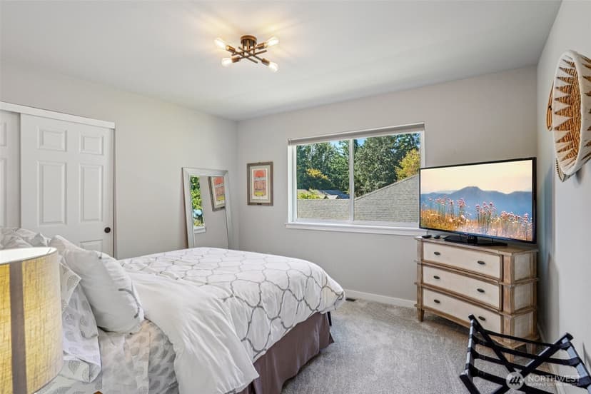 Property photo for 9058 Eagle Point Loop Road SW, Lakewood photo 16
