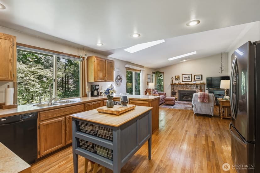 Property photo for 18930 State Route 9 SE, Snohomish photo 12