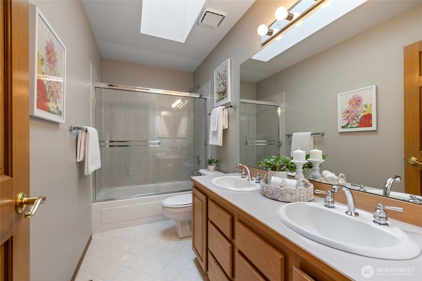 Property photo for 28014 180th Avenue SE, Kent photo 21
