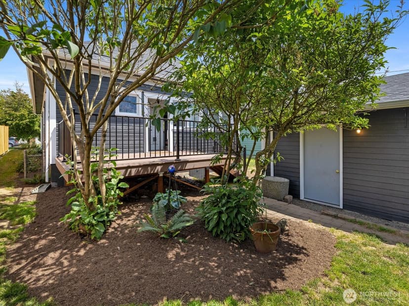 Property photo for 1218 E Marine View Drive, Everett photo 26