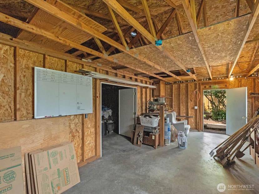 Property photo for 1218 E Marine View Drive, Everett photo 28