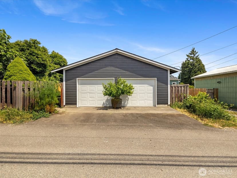 Property photo for 1218 E Marine View Drive, Everett photo 30