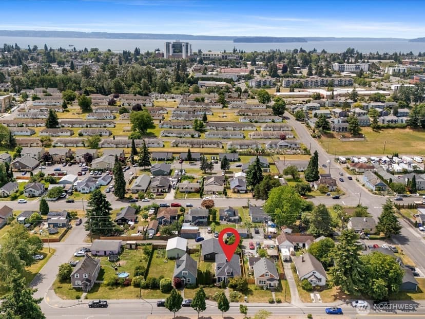 Property photo for 1218 E Marine View Drive, Everett photo 31