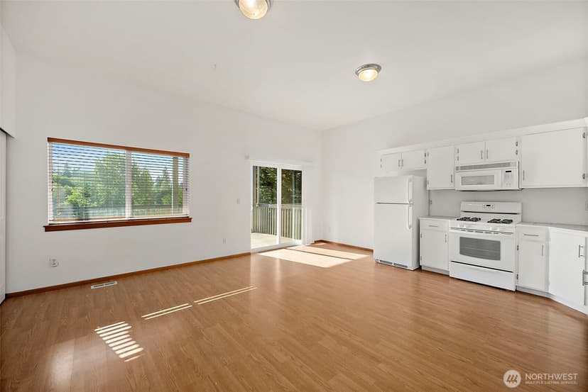 Property photo for 2110 26th Place SE, Puyallup photo 32