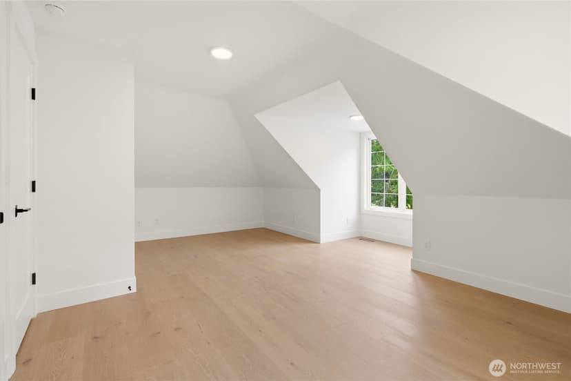 Property photo for 6130 Bayview Drive, Mukilteo photo 29