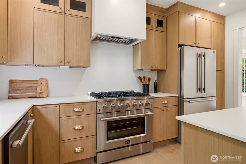 Property photo for 6130 Bayview Drive, Mukilteo photo 7