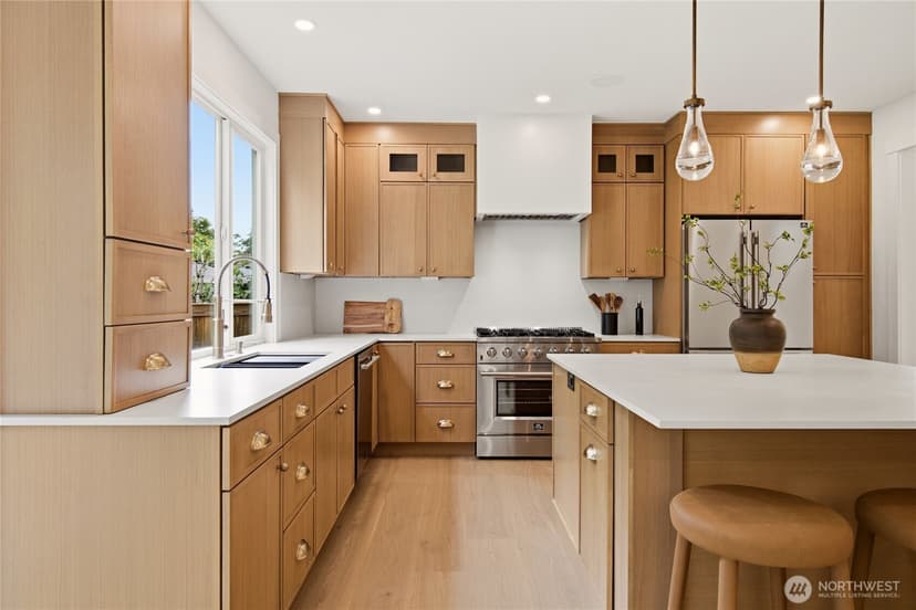 Property photo for 6130 Bayview Drive, Mukilteo photo 18