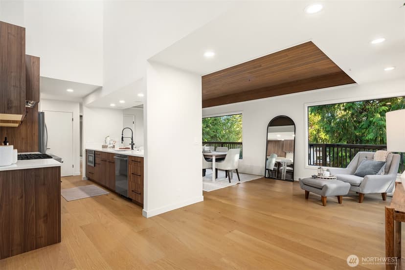 Property photo for 7118 NE 118th Street, Kirkland photo 5