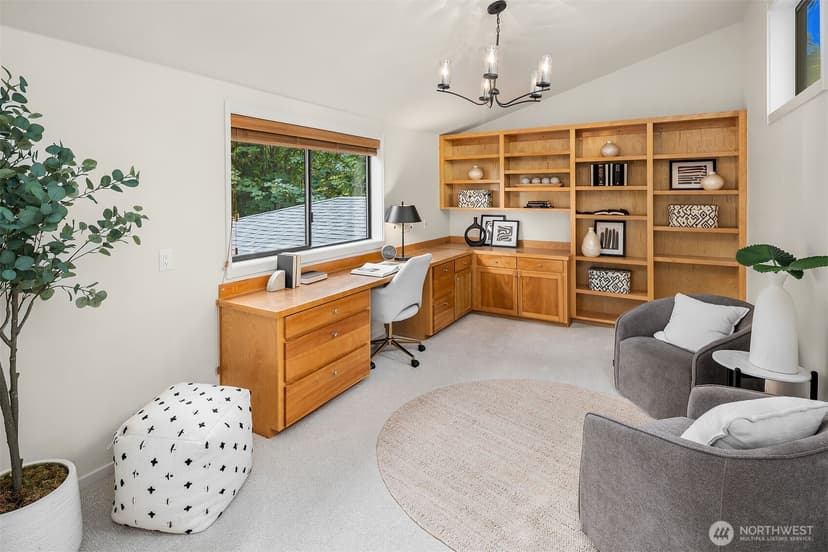 Property photo for 7118 NE 118th Street, Kirkland photo 12