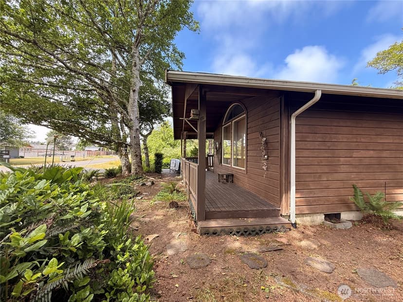 Property photo for 504 Duck Lake Drive SE, Ocean Shores photo 20