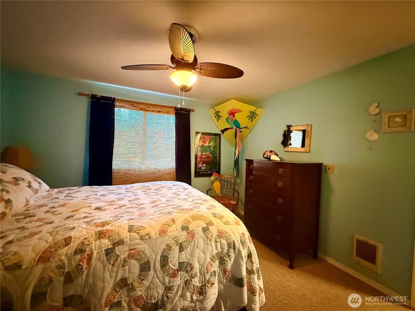 Property photo for 504 Duck Lake Drive SE, Ocean Shores photo 13