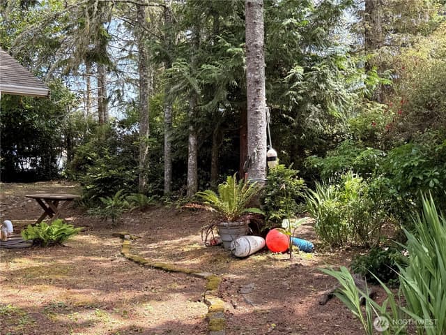Property photo for 504 Duck Lake Drive SE, Ocean Shores photo 2