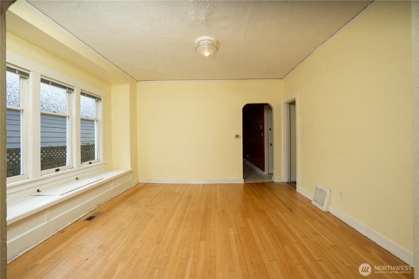 Property photo for 2214 N Washington Street, Tacoma photo 12