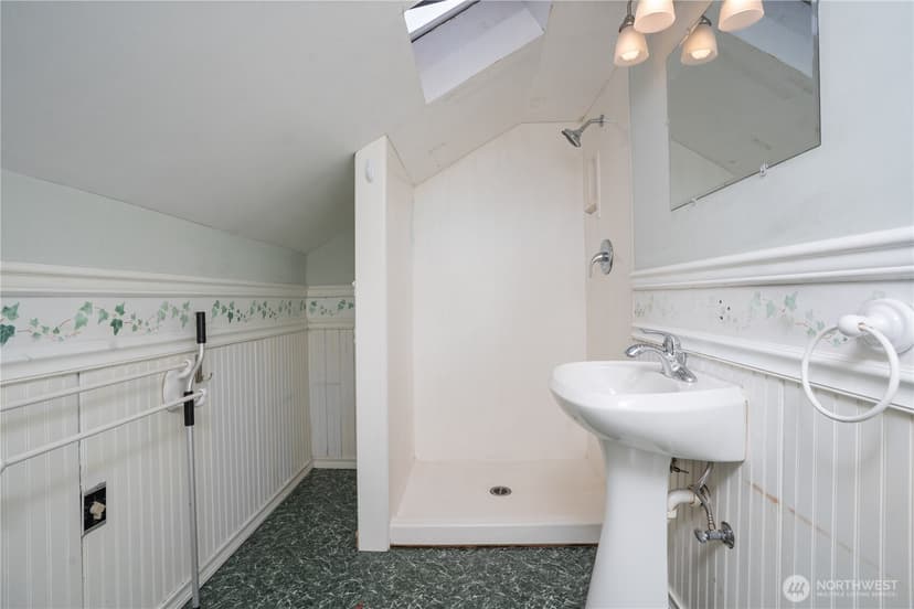 Property photo for 2214 N Washington Street, Tacoma photo 33
