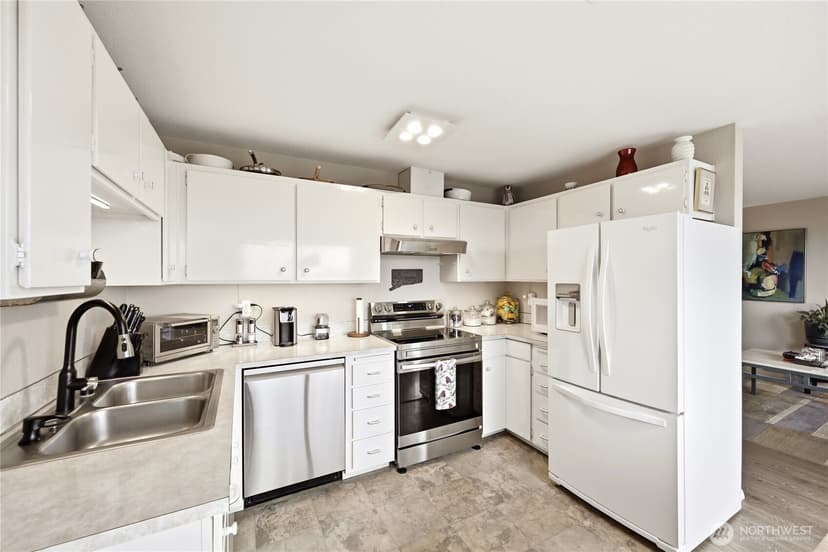 Property photo for 2619 Rucker Avenue #6, Everett photo 8