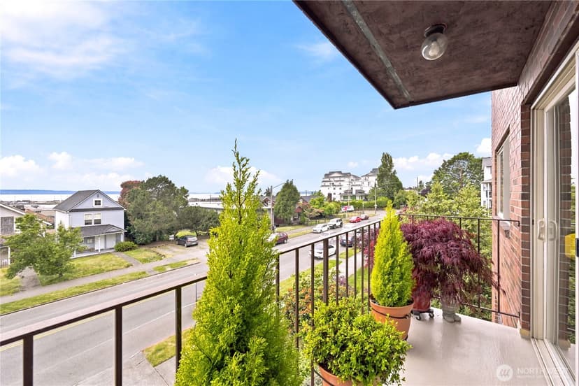 Property photo for 2619 Rucker Avenue #6, Everett photo 10