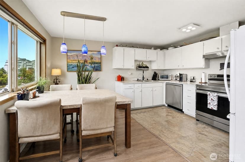 Property photo for 2619 Rucker Avenue #6, Everett photo 7