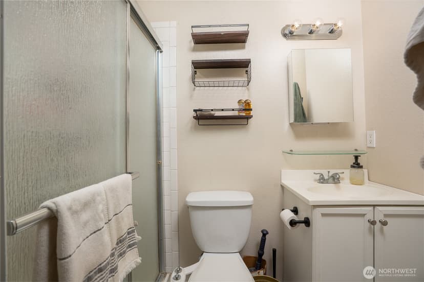 Property photo for 6919 81st Avenue NW, Gig Harbor photo 30