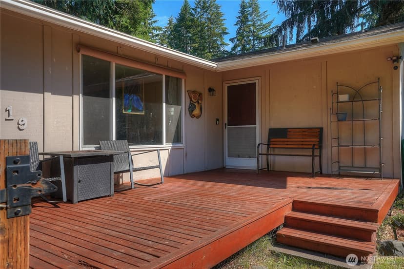Property photo for 6919 81st Avenue NW, Gig Harbor photo 2