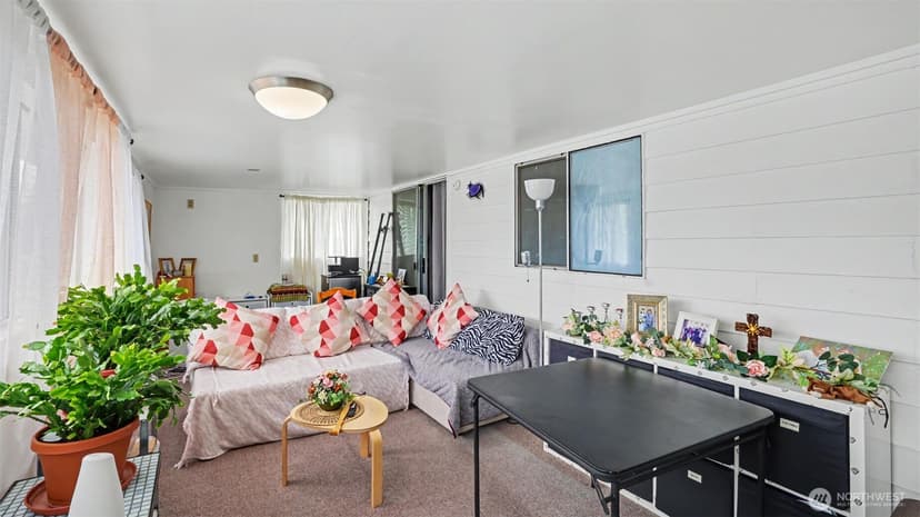 Property photo for 2194 NE 8th Place, Renton photo 9