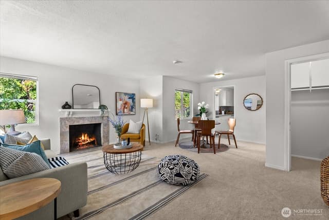 Property photo for 2131 S Bennett Street, Seattle photo 4