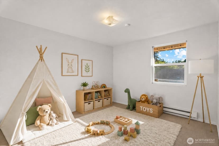 Property photo for 2131 S Bennett Street, Seattle photo 17