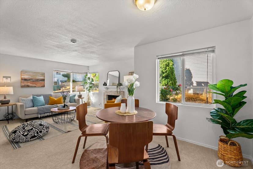 Property photo for 2131 S Bennett Street, Seattle photo 9