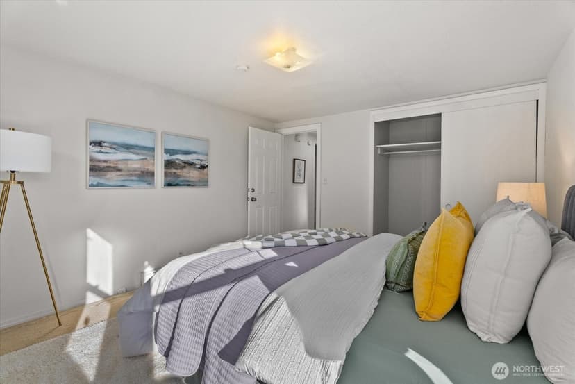 Property photo for 2131 S Bennett Street, Seattle photo 13
