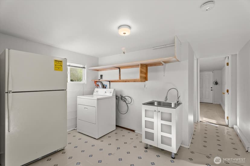 Property photo for 2131 S Bennett Street, Seattle photo 18