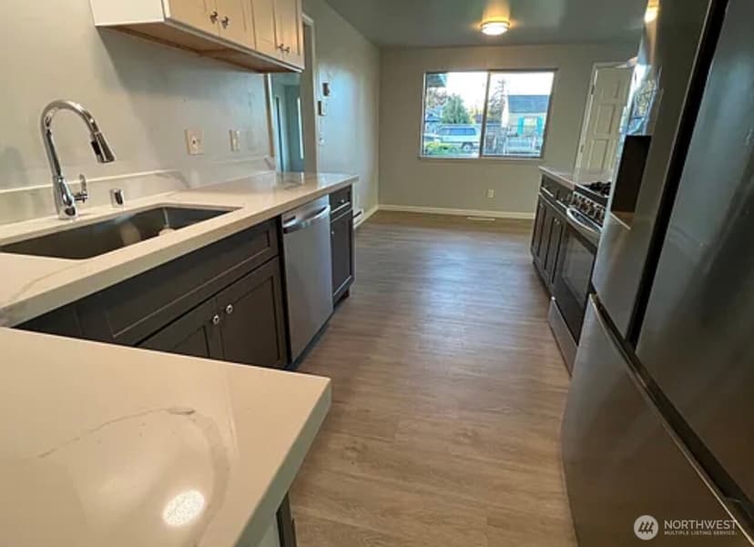 Property photo for 1023 S Trafton Street, Tacoma photo 4