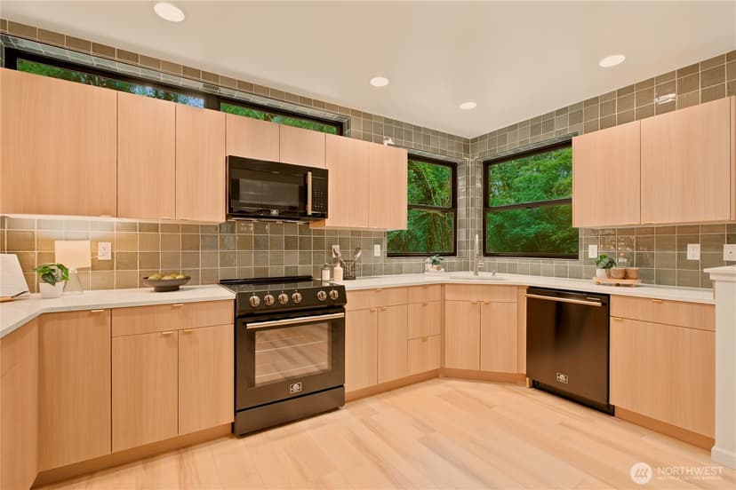 Property photo for 14151 Komedal Road NE, Bainbridge Island photo 8