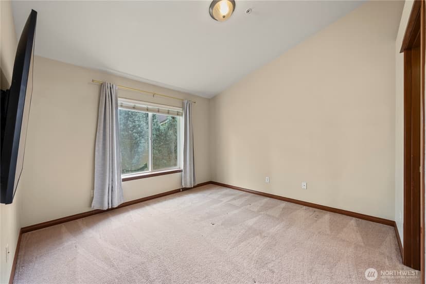 Property photo for 14611 50th Avenue NE #M201, Marysville photo 14